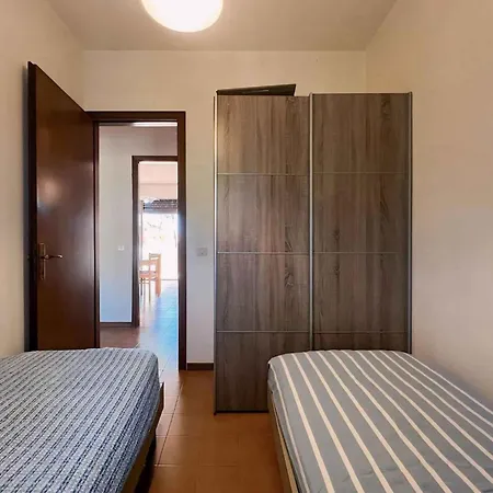 In 24630 * Μπιμπιόνε